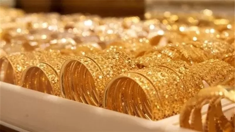 الذهب يتراجع 30 جنيها.. وعيار 21 يسجل 6170 جنيها في مستهل التعاملات