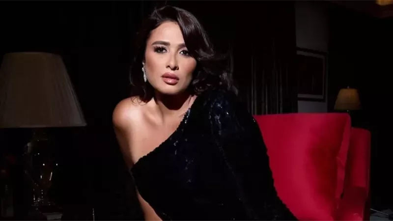 مي عزالدين تهنئ ياسمين عبدالعزيز بعيد ميلادها