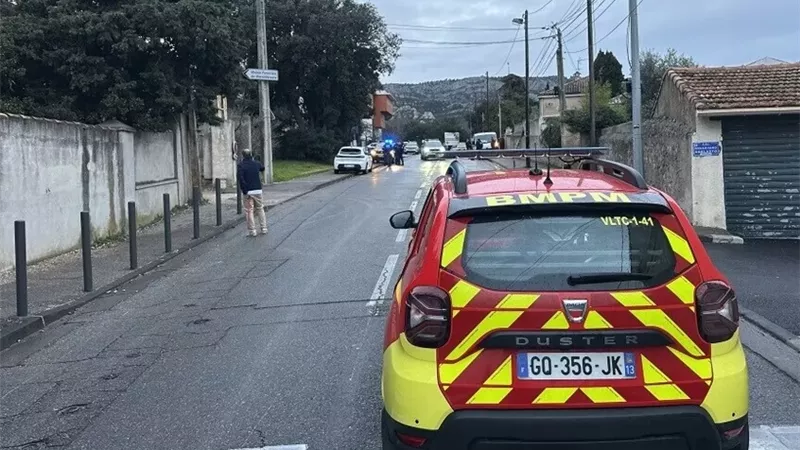 بينهم 9 أطفال.. إصابة 11 شخصا إثر حادث اصطدام سيارة في فرنسا