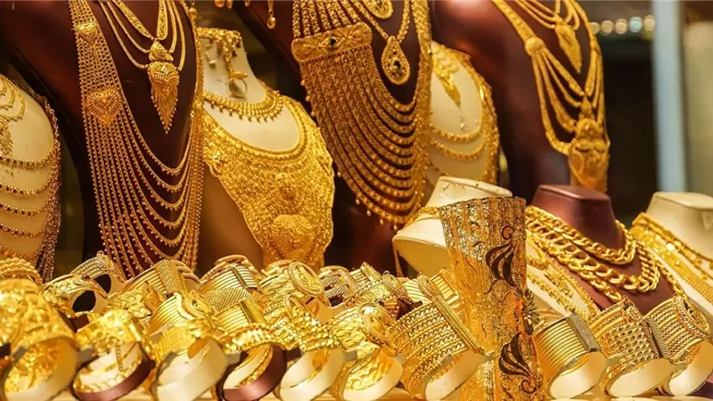 سعر الذهب لحظة بلحظة.. قفزة كبيرة لـ عيار 24 في الصاغة