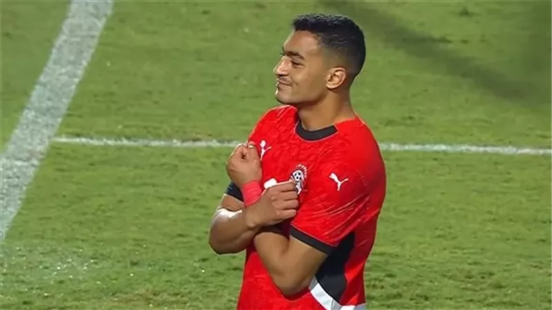 مصطفى محمد يقود هجوم الفراعنة أمام نيجيريا.. وشوبير في المرمي