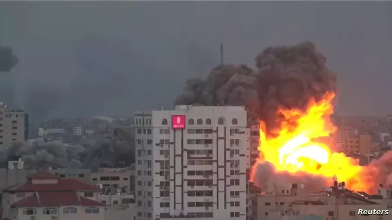 الجيش السوري يعلن سيطرته على سد الفرات في مدينة الطبقة بريف الرقة