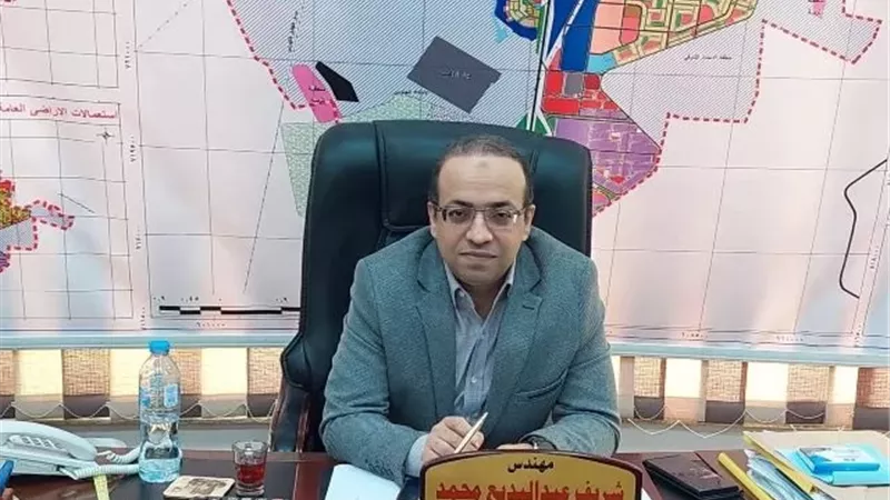 بشرة خير من رئيس جهاز مدينة الفيوم الجديدة بشأن ملف الكهرباء.. بالصور