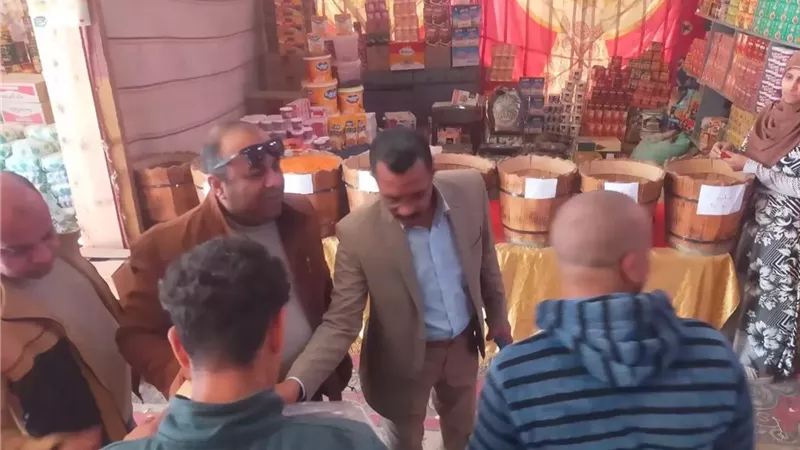 تحرير 210 مخالفات تموينية وضبط سلع مدعمة قبل تهريبها