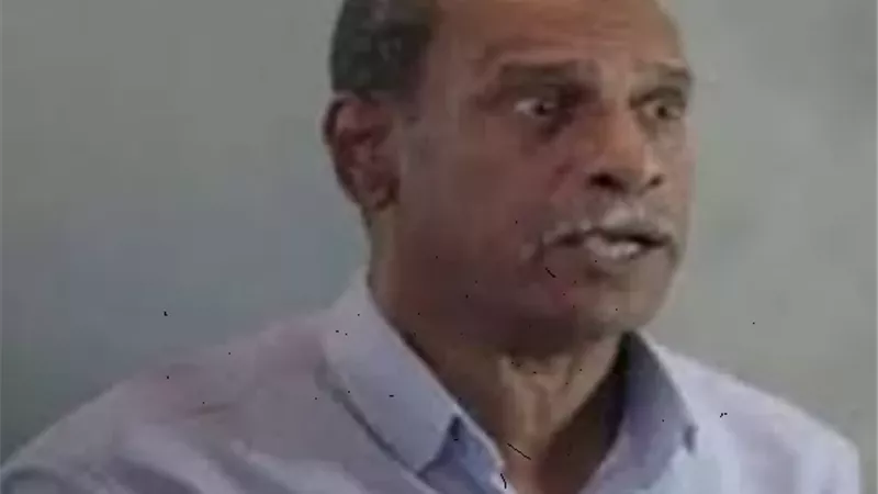 ظهراً..تشيع جثمان الفنان محمود بشير من مسجد السيدة نفسية