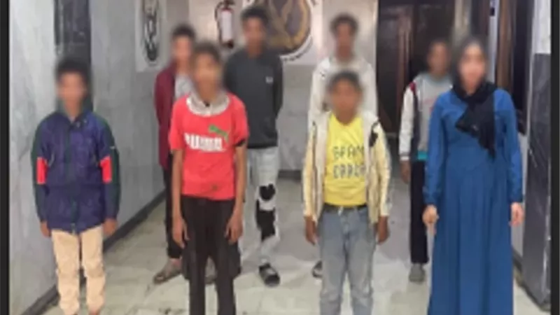 الداخلية تضبط شبكة لاستغلال الأطفال في التسول تضم 17 شخصا بالجيزة