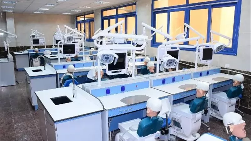 تشغيل ١٠ عيادات خارجية بمستشفى جامعة سوهاج