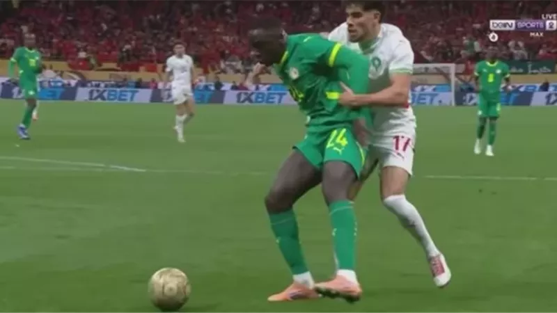 التعادل السلبي يحسم الشوط الأول بين المغرب والسنغال في نهائي الكان