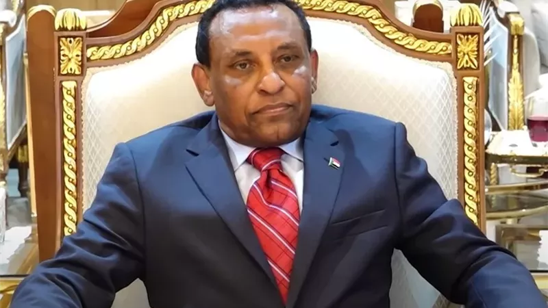 رئيس وزراء السودان يدعو سكان الخرطوم للعودة إلى ديارهم
