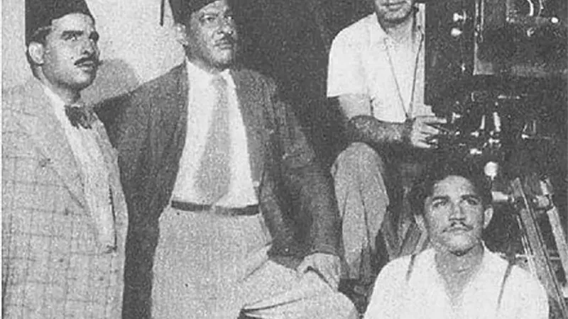 ياقوت أفندى..سى عمر.كشكش بيه غزل البنات..اشهر أعمال نجيب الريحاني