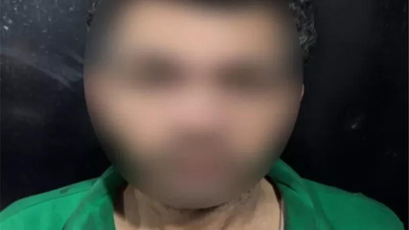 ضبط فرد أمن إدارة تعدى على طالب بسلاح أبيض داخل مول بالتجمع