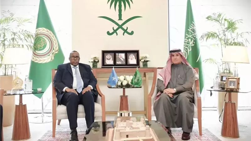 سفير الصومال بالقاهرة يثمن دعم السعودية لاستقلال ووحدة الصومال