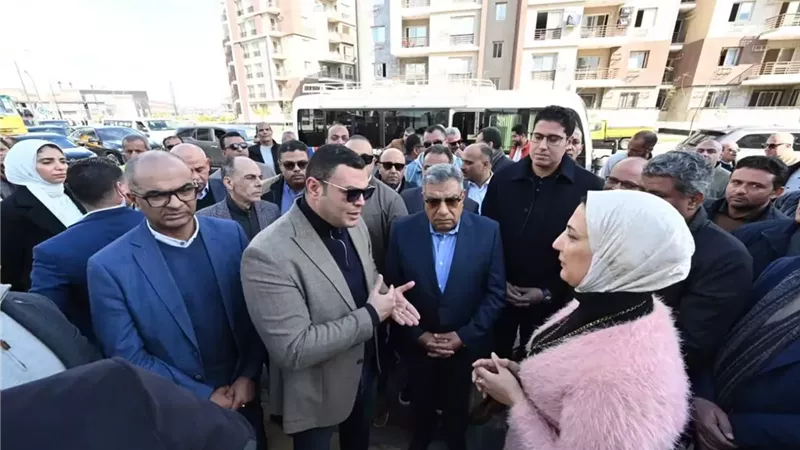 وزير الإسكان ومحافظ الدقهلية يتفقدان كورنيش المنصورة الجديدة