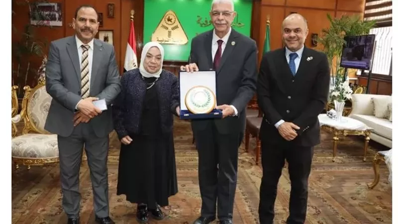 شراكة بين جامعة المنوفية والشركة العربية للصناعات الدوائية