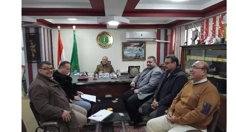 تعليم المنوفية تناقش تصنيع صناديق امتحانات الشهادات العامة