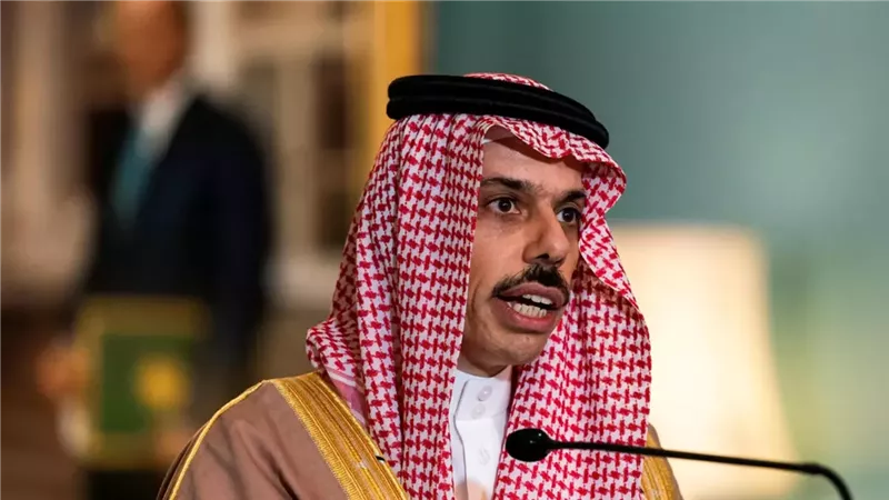 وزير خارجية السعودية يبحث هاتفيًا مع نظرائه بباكستان والأردن وتركيا