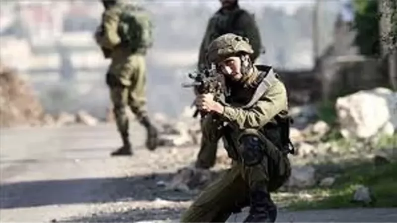 إصابة طفل فلسطيني برصاص الاحتلال الإسرائيلي شرق نابلس بالضفة الغربية