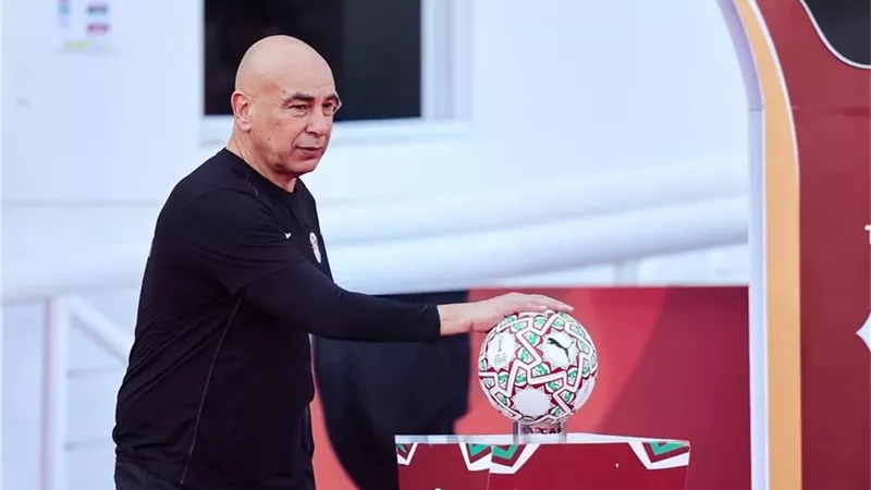 حسام حسن يراقب 8 لاعبين من مزدوجي الجنسية