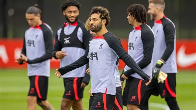 محمد صلاح ينتظم في تدريبات ليفربول قبل مواجهة مارسيليا