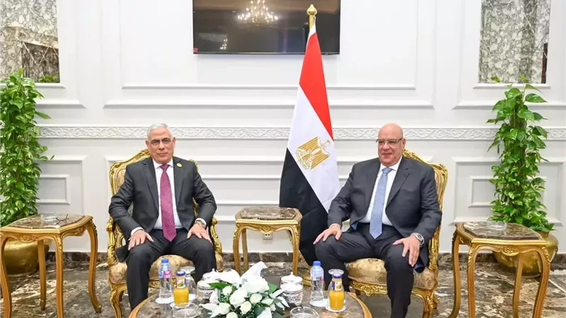 النائب العام يجري زيارة لرئيس مجلس النواب لتهنئته بتولي منصبه الجديد