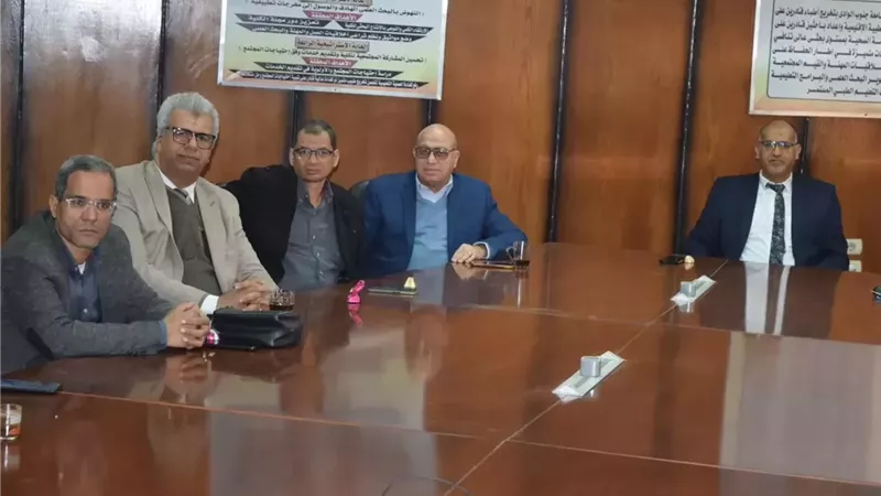 «الديب» عضوًا باللجنة الاستشارية العليا لكلية طب قنا
