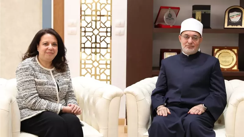 ضمن لقاءاته الرسمية..المفتي يستقبل سفيرة مصر لدى تايلاند