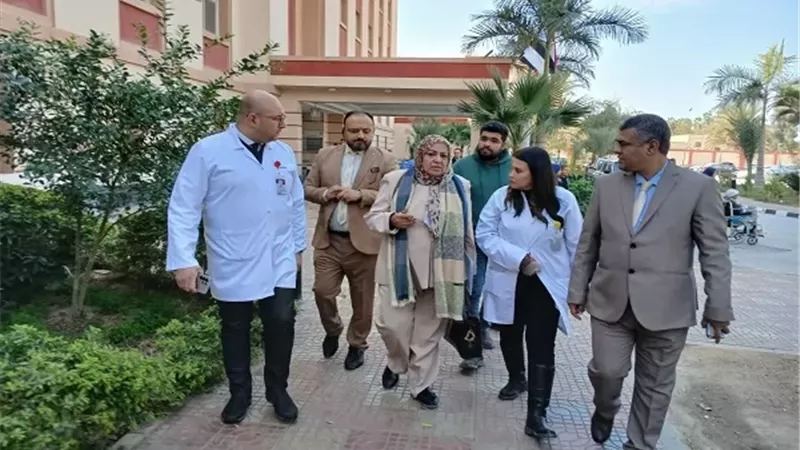 تفقد وحدات حياة كريمة في جولة مشتركة مع وفد هيئة التأمين الصحي
