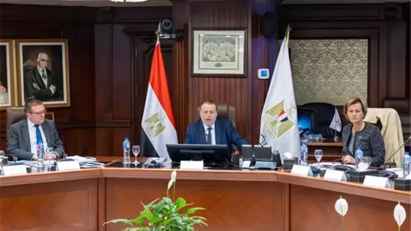 مد برنامج دعم البنوك المركزية الإفريقية حتى ديسمبر 2027