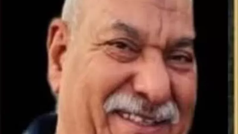 وفاة عميد عائلة 