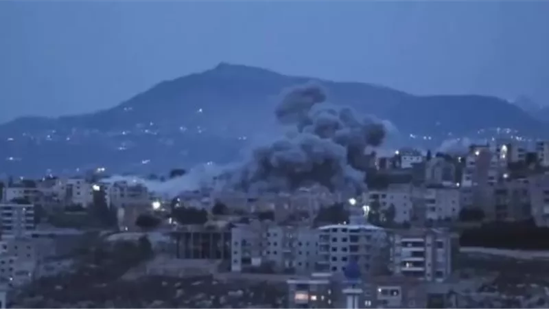 جيش الاحتلال يستهدف مبان في بلدات قناريت وجرجوع والكفور جنوب لبنان