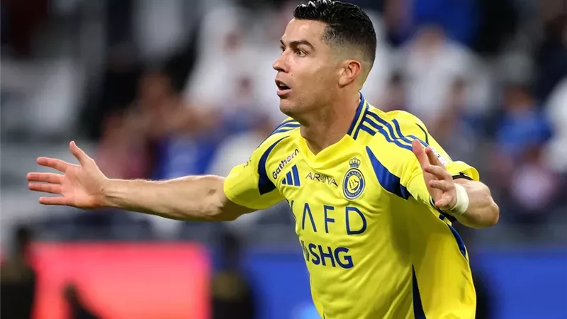 رونالدو يقود النصر للفوز على ضمك بدورى روشن