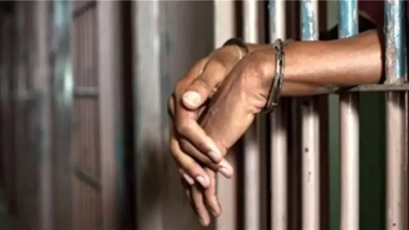 تجديد حبس عاطلين متهمين بقتل مسنة وسرقتها في بولاق الدكرور