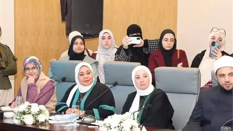 إسهامات علمية لواعظات الأوقاف في مؤتمر المهن والذكاء الاصطناعي
