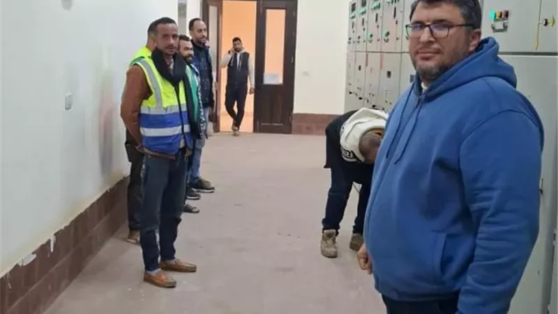 خطوة مهمة من رئيس جهاز بدر للمواطنين فى ملف الكهرباء بالمدينة.. صور