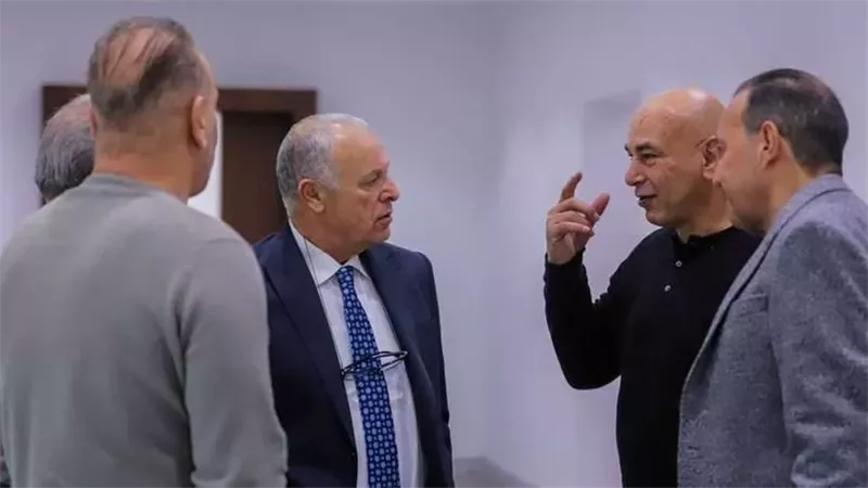 أبو ريدة يجدد الثقة في حسام حسن لقيادة الفراعنة في كأس العالم