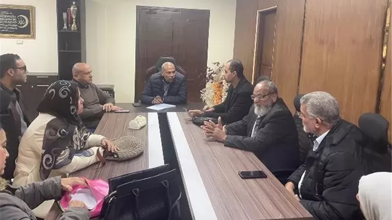 نبأ سار من رئيس جهاز الشروق لأصحاب ملفات التقنين فى المدينة.. بالصور