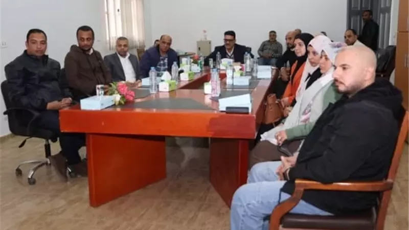 رئيس مياه القليوبية يناقش تطوير الخدمات وتحسين التحصيل