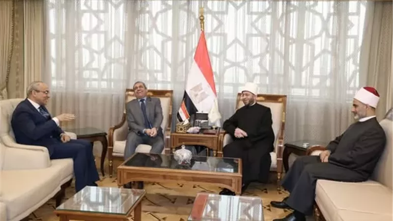 وزير الأوقاف ورئيس شركة العاصمة الإدارية يبحثان الاستعداد لرمضان