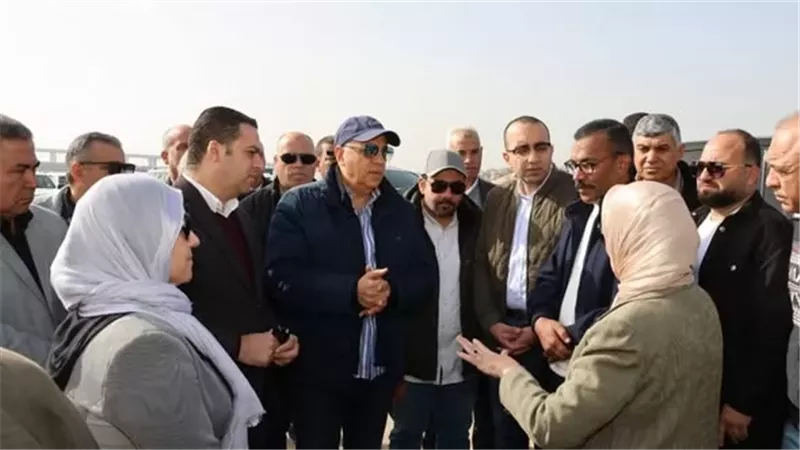 وزير الري يتفقد المنظومة المائية في الإسماعيلية..صور