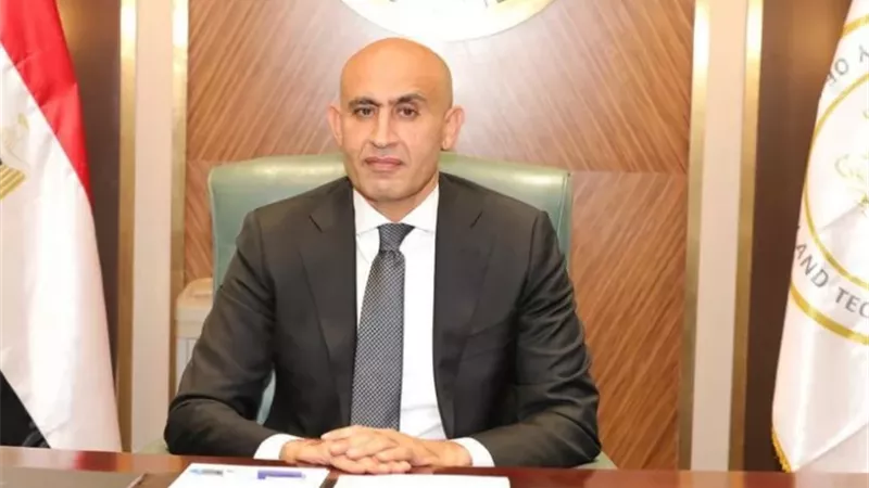 وزير التعليم يصدر حركة تغييرات شاملة لمديري المديريات بالمحافظات