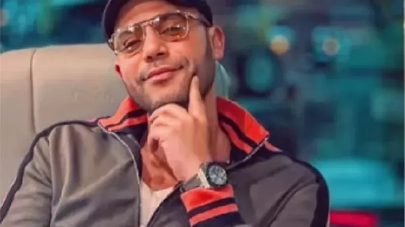 محمد امام يكشف سر تشابه لقبه بـ الكينج محمد منير