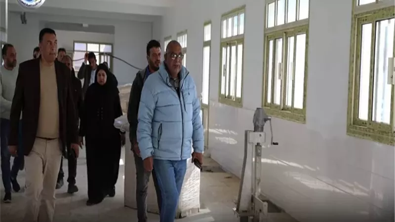 رئيس مياه المنيا يتفقد محطة مياه ملوي ضمن مشروعات 