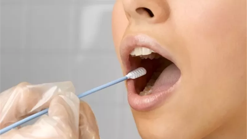 خبراء: ميكروبات الفم تساعد في التنبؤ بالسمنة