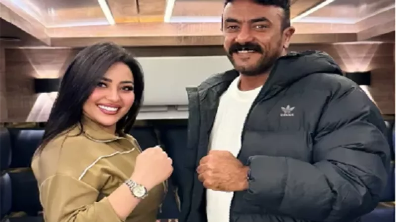 احمد العوضي يروج لـ أغنية رحمة فى 