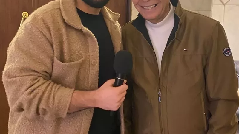 محمود عامر: مسرحية ابن الأصول وجبة دسمة وترسم البهجة على الجمهور