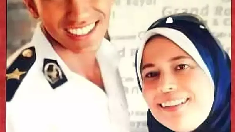 والدة الشهيد النقيب أحمد عبدالله شهيد ليلة العيد : طلب الشهادة أمام باب الكعبة ونالها
