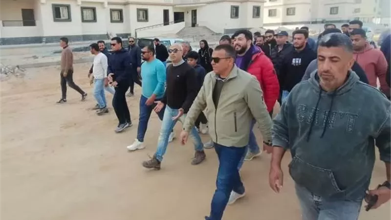 أسباب زيارة قيادات هيئة المجتمعات لمشروعات مدينة حدائق العاشر.. بالصور