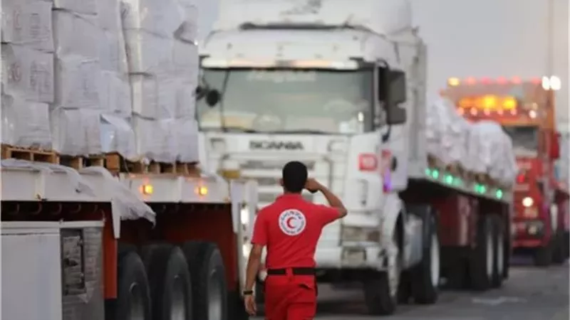 إكسترا نيوز: تنسيق بين الهلال الأحمر والمجتمع المدني لتوفير احتياجات غزة