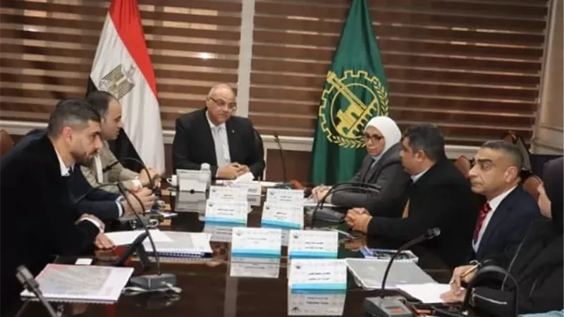 محافظ القليوبية يضع اللمسات الأخيرة لتطوير كورنيش النيل ببنها
