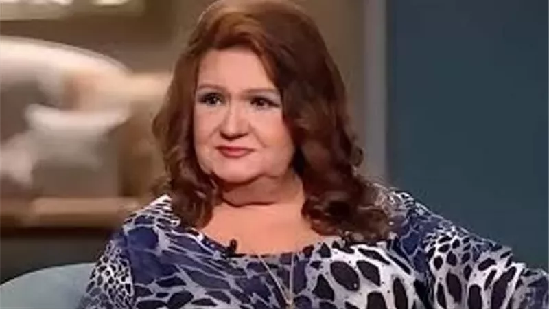 تشيع جثمان خالة الفنانة ميمى جمال من الإسكندرية